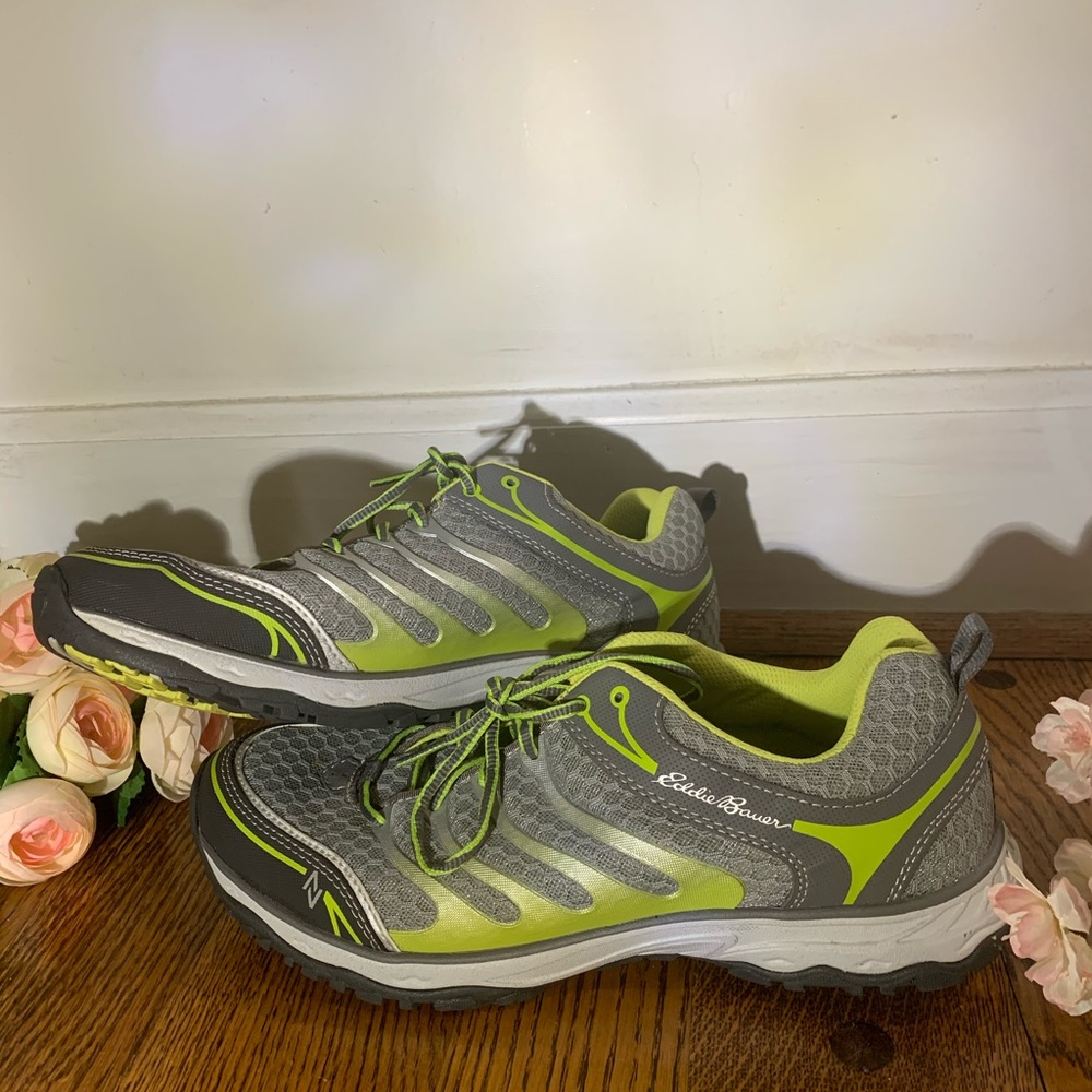 Men’s Eddie Baur Full Circut Shoe NWOT